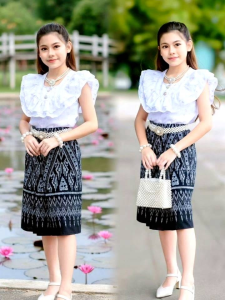 ชุดไทยประยุกต์เด็กผู้หญิง เสื้อแต่งระบายปักฉลุสีรุ้ง 2 ชั้น กระโปรงทรงเอ งานสวยดูดี ใส่ได้ทุกโอกาส