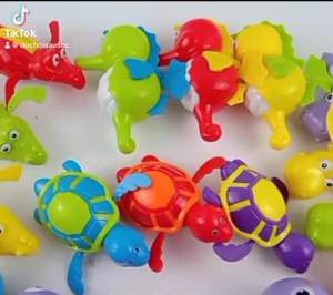 Ngộ Nghĩnh Trẻ Em Đồ Chơi Bồn Tắm Cá Mập Cá Ngựa Cá Sấu Hoạt Động Bằng Cót