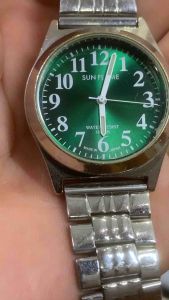 Đồng hồ nam nữ SUNFLAME QUARTZ size 34mm mặt xanh cọc số học trò có xước nhẹđáy xoáy chống nước tốt lên đến 10BAR dây thép không gỉ khóa thông minh điều chỉnh tuỳ theo tay người dùng