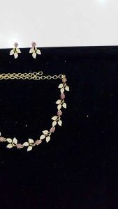 Red White Stone Leaf Necklace