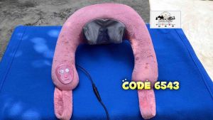 สินค้าพร้อมส่ง เครื่องนวดคอ OMRON รุ่น HM-141-BW สีชมพู