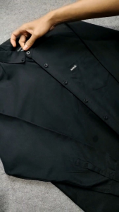 Kemeja Polos Pria Lengan Panjang Warna Hitam: Kemeja Slimfit Formal & Casual