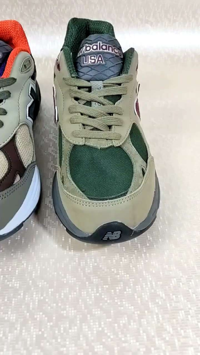 SEPATU NB 990/SEPATU SNEAKERS PRIA/NEW BALANCE 990/SEPATU OLAHRAGA SEPATU RUNNING SEPATU LARI SEPATU JALAN-JALAN