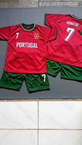 JERSEY BAJU BOLA RONALDO PORTUGAL TERBARU SETELAN KAOS BOLA RONALDO PORTUGAL TERMURAH UMUR 1-14 TAHUN KUALITAS PREMIUM BAHAN LEMBUT DAN ADEM