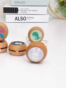 Đồ chơi Yoyo gỗ. Trò chơi con quay yoyo giúp giải trí giảm căng thẳng cho trẻ