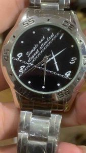 Đồng hồ nam SIMPLE AND .. máy Singapore chạy pin size 43mm mặt đen độc lạ nguyên seal nilon dây đeo  đáy xoáy chống nước tốtdây thép không gỉ khóa bấm mà dài 20cm