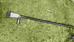 Dodos baja Linggis Gali Tanah pakai pijakan