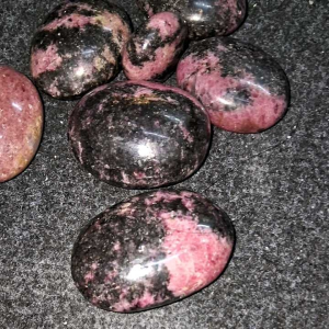 Rhodonite palm stones natural