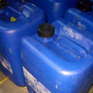 Derigen / jerigen UK 10 liter sudah di cuci murah