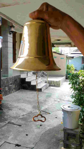 Bel Lonceng Pintu Rumah Kuningan Rantai 19 x 20 cm 1 Pcs