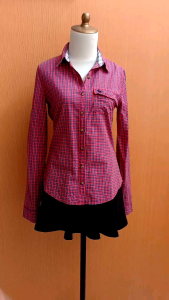 atasan kemeja wanita kotak merah biru ABERCROMBIE cewek M lengan panjang MEWAH kerja kuliah