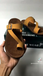 Sandal Jepit Kulit Pria Footprint - Tan Kasual