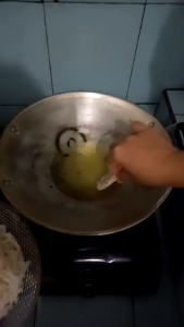 Rangining Krriukk Enak & Renyah: Makanan Khas Sukabumi