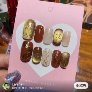 เล็บเจลสีน้ำตาล เล็บปลอมฟรีกาว+ตะไบ
