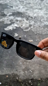 Kacamata Hitam Lensa Asli Kaca Frame Tebal Berkualitas | Kacamata Hitam Kacual