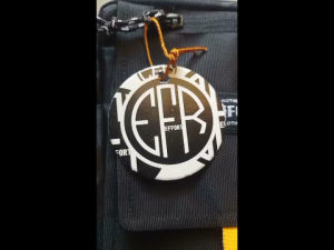 Tas Selempang Pria: Waist Bag & Tas Selempang Trendi