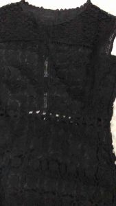 เดรสลูกไม้สีดำ คอกลม แขนกุด มีซับใน ( ผ้าบาง) ซิปด้านข้าง