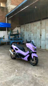 Skotlet Stiker Ungu Taro Glossy Metalik