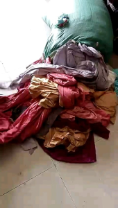 1KG vải tập may giá rẻ phi bóng lụa satin khúc 07cm trở lên đến hơn 1m