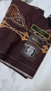 Kain pelikat gajah duduk royal sulam