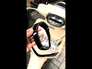 Cover Headlight Garnish garnis Cover Lampu Depan Honda Stylo 160 K3V