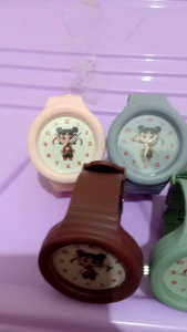 Jam Tangan Viral - Jam Tangan Tali Karet Terbaru Wanita dan Pria - Jam Tangan Bentuk Bulat - Free Batrai Cadangan - Bisa Bayar Ditempat (COD)