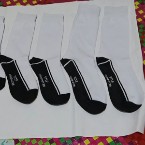 Kaos Kaki Anak Sekolah SD SMP SMA: Nyaman & Desain Simple