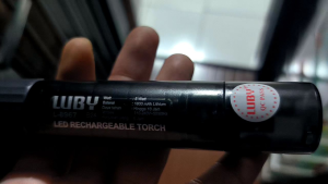 LUBY LAMPU SENTER TANGAN ZOOM L-8967 5W CAHAYA PUTIH RECHARGEABLE CAS BAGUS KUALITAS TERBAIK