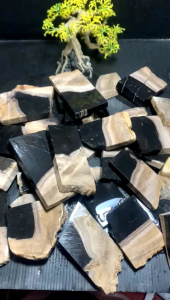 Batu akik galih kelor/bahanan batu akik posil galih kelor/lempengan batu posil galih kelor/bongkahan batu posil galih kelor natural asli batu