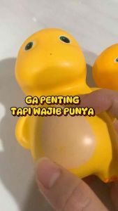 Mainan Nailong Semprotan Air Dino Kuning Water Gun Mainan anak naga kuning Berenang semprot mandi anak bayi