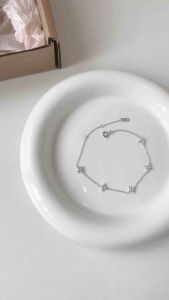 BUTTERCREAM Cecie s925 Silver Four-Leaf Clover Bracelet in Silver