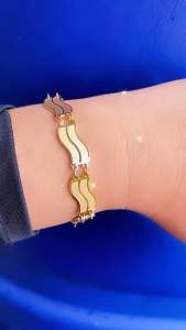 Gelang Tangan Rantai Gelombang Titanium Gold Cantik & Simple CXB10