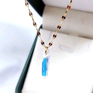 Kalung Minimalist Liontin Swarovski & Desain Elegan