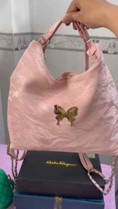 Túi xách balo quảng châu cao cấp giá rẻ 2in1 vừa làm ba lô vừa làm túi xách rộng rãi màu hồng nhạt phối đơn giản dễ sử dụng