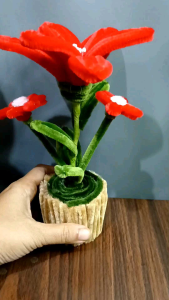 bunga lily dari kawat bulu bentuk pot murah/ hand made / kreas kawat bulu