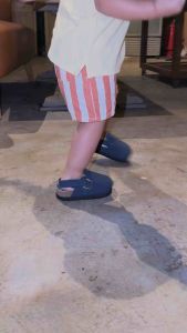 Little Suelas Pablo Clogs in Suede
