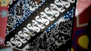 Sarung Batik Gus Iqdam SARUNG BATIK GUS KAUTSAR SARUNG SANTRI SARUNG SANTRIWATI INDONESIA VIRAL