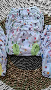 Celana Pop Kacamata Bayi Full Print Putih 0-3 Bulan