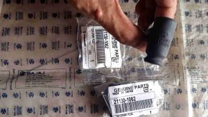 CANGKLONG BUSI NINJA 150RR R CAP COP BUSI NINJA 150R KEPALA BUSI NINJA SS ZX150 21130-1062