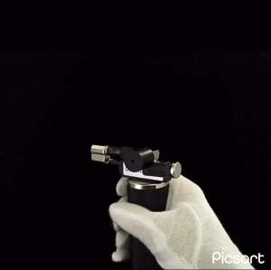 ไฟแช็คแก๊สฟู่ ไฟฟู่ ขนาดใหญ่ ไฟแรงให้ความร้อนสูง ปรับเบา-แรงได้ ไม่ใส่สารและวัตถุไวไฟในตัวสินค้า ไฟแช็ค ไฟแช็คเติมแก๊ส แพคกันกระแทกตรวจสอบสินค้าทุกชิ้นก่อนส่ง