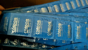 Latex Condoms Large Oil Ultra Thin Condom Smooth Lubricated Condoms for Men