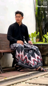 SARUNG BATIK MOTIF TERBARU