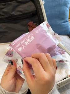 懒人丢丢袜 (2包10双) Lazy Diu Diu Socks 中袜 均码(36-43码适用) #有出游计划的,赶紧备上这个懒人丢丢袜,穿脏了就奶,还不用洗特别方便😍. 价格划算✨.#出差旅行必备#懒人丢丢袜#自用好物分享🌈.