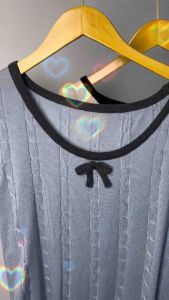 PRW.DN- เสื้อไหมพรมคอกลมแขนสั้น แขนตุ๊กตา ตกแต่งด้วยโบว์