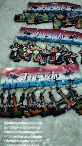 Gantungan Kunci Monas Kas Jakarta/Gantungan Tas/Gantungan Khas Jakarta Oleh -oleh 1lusin(12pcs)Harga Grosir/Gantungan Kunci Karet/Gantungan Tas Miniatur