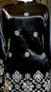 SETELAN BAJU KURUNG JADI/BAKAL BAHAN BORDIR SONGKET