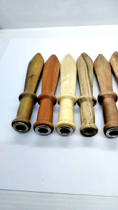 Varian Motif Pedang Kayu Kelor Hitam & Setigi Bajakah Nogosari