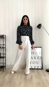 Atasan Wanita Blouse Kemeja Lengan Balon Motif Floral