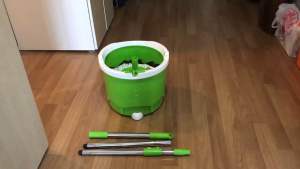 Scotch-Brite® ชุดถังปั่นถูพื้น สก็อต-ไบรต์ พร้อมไม้ม็อบถูพื้นไมโครไฟเบอร์ 3M และอีก 4 รุ่น: "Scotch-Brite® Set of Scrubbing Pads with 3M Adhesive, 4 Sizes Available