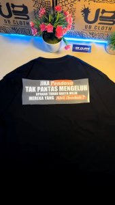 Kaos Pendosa Tak Pantas Mengeluh Apakah Tuhan Hanya Milik Mereka Yang Ahli Ibadah Catton Combad24s